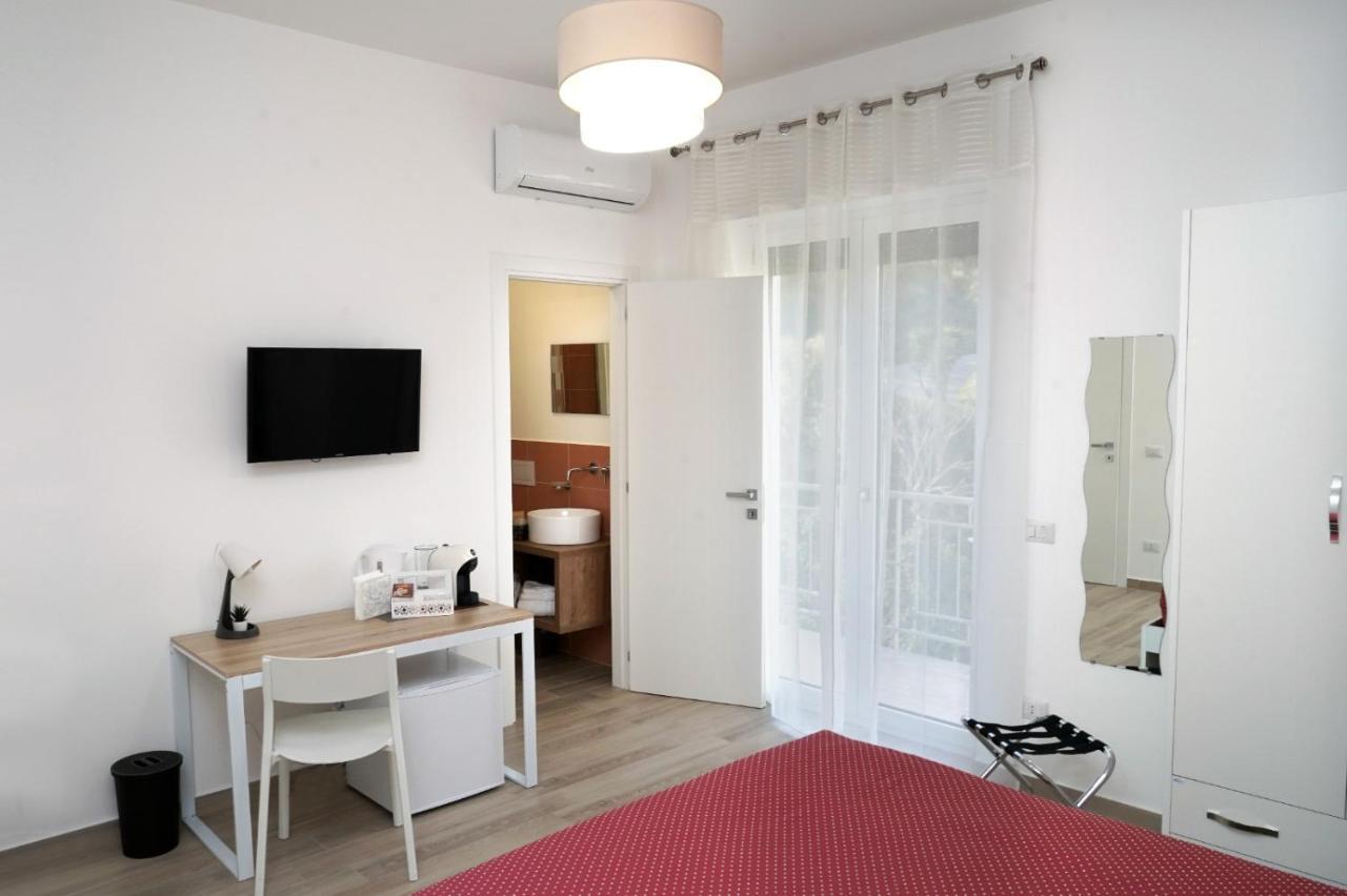 Provenzale Guest Rooms - Locazione Breve Νάπολη Εξωτερικό φωτογραφία